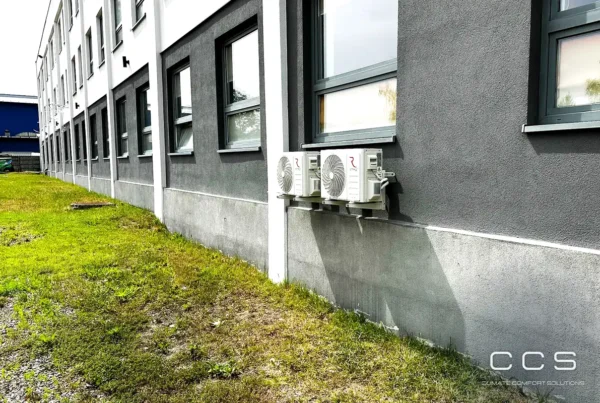 Agregaty klimatyzacji na elewacji budynku firmy – ustalenia techniczne w wynajmowanym lokalu